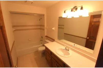1230  Glen Eagles Ct #22-11, Geneva, WI 53147 - Photo 28
