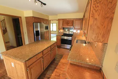 1230  Gleneagles Ct #22-11, Geneva, WI 53147 - Photo 8