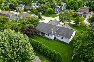 4130 W Thorncrest Dr, Franklin, WI 53132 - Photo 22