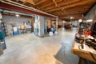4130 W Thorncrest Dr, Franklin, WI 53132 - Photo 16
