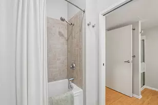 1924 N Hubbard St, Milwaukee, WI 53212 - Photo 14