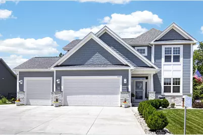849  Fairway Dr, Twin Lakes, WI 53181 - Photo 4