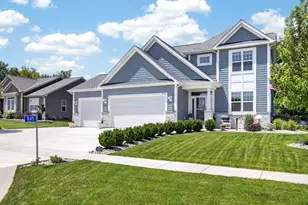 849 Fairway Dr, Twin Lakes, WI 53181 - Photo 6