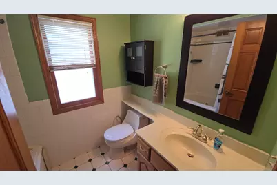 6840 S North Cape Rd, Franklin, WI 53132 - Photo 16