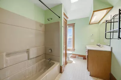 704 E Sherman Ave, Fort Atkinson, WI 53538 - Photo 38