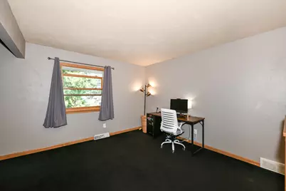45 N Maria Dr, Elkhorn, WI 53121 - Photo 22