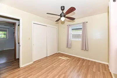 1220  Lakeview Ave, South Milwaukee, WI 53172 - Photo 22