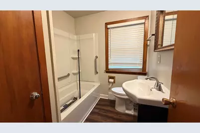 5104  Graceland Blvd, Racine, WI 53406 - Photo 10