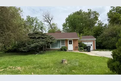 5104  Graceland Blvd, Racine, WI 53406 - Photo 1