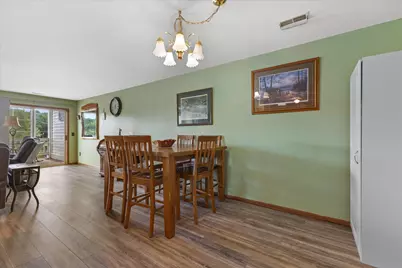 2107  Landings Ln, Delavan, WI 53115 - Photo 10