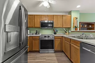 2107 Landings Ln, Delavan, WI 53115 - Photo 12