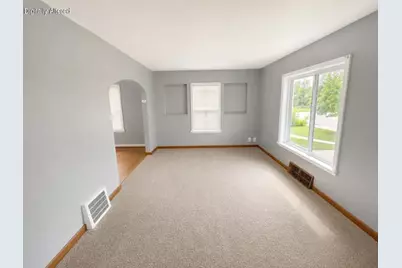 4377 N 48th St, Milwaukee, WI 53216 - Photo 4
