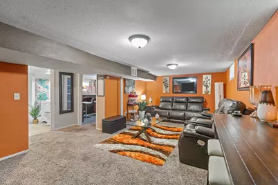 7063 N 37th St, Milwaukee, WI 53209 - Photo 30