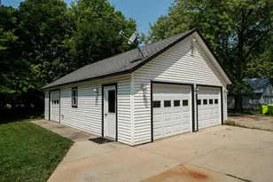 187 S Main St, Dousman, WI 53118 - Photo 40