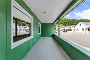 23 N Hill St, Fountain City, WI 54629 - Photo 4