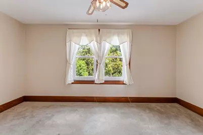 23 N Hill St, Fountain City, WI 54629 - Photo 28