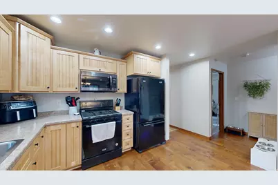 1511  9th St, La Crosse, WI 54601 - Photo 8