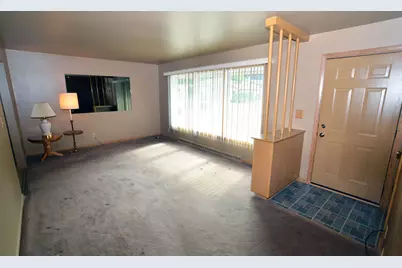 2672 N 115th St, Wauwatosa, WI 53226 - Photo 4