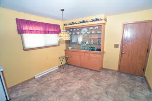 2672 N 115th St, Wauwatosa, WI 53226 - Photo 8