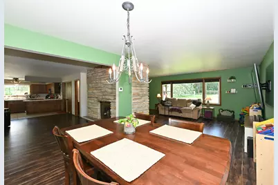 4520  Garden Dr, Racine, WI 53403 - Photo 6