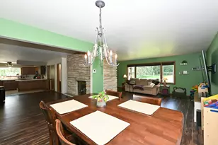 4520 Garden Dr, Racine, WI 53403 - Photo 6