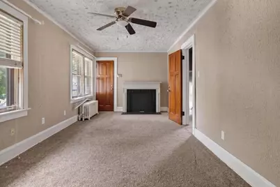 3716 W Sarnow St, Milwaukee, WI 53208 - Photo 16