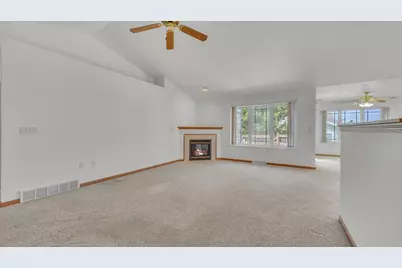 1530  Berrywood Ct #25, Sheboygan, WI 53081 - Photo 2