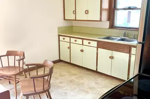 3747 S Arctic Ave, Saint Francis, WI 53235 - Photo 22
