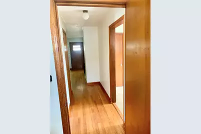 3747 S Arctic Ave, Saint Francis, WI 53235 - Photo 24