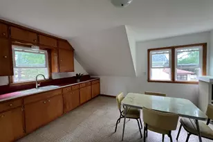 3747 S Arctic Ave, Saint Francis, WI 53235 - Photo 10