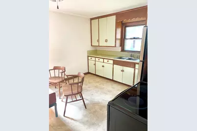 3747 S Arctic Ave, Saint Francis, WI 53235 - Photo 26