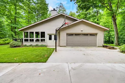 N1933  Alicia Ct, Sheboygan, WI 53070 - Photo 40