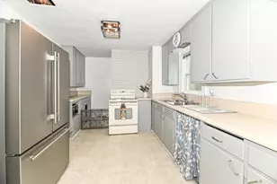 1610 Manchester St, Beloit, WI 53511 - Photo 10