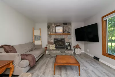 2121  September Dr, Racine, WI 53402 - Photo 22