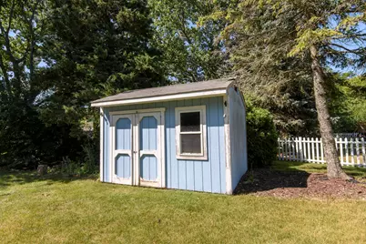 2121  September Dr, Racine, WI 53402 - Photo 6