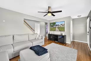 7005 W Lincoln Ave, West Allis, WI 53219 - Photo 6