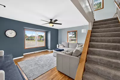 7005 W Lincoln Ave, West Allis, WI 53219 - Photo 8