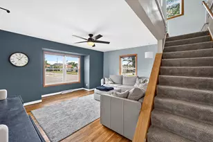 7005 W Lincoln Ave, West Allis, WI 53219 - Photo 8