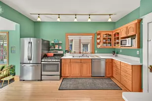 3457 N Bartlett Ave, Milwaukee, WI 53211 - Photo 12