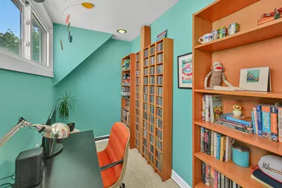 3457 N Bartlett Ave, Milwaukee, WI 53211 - Photo 24