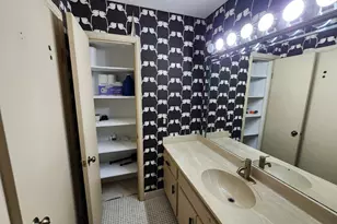 1730 W Green Tree Rd, Glendale, WI 53209 - Photo 10