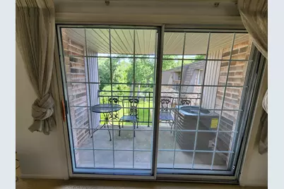 1730 W Green Tree Rd #305, Glendale, WI 53209 - Photo 12