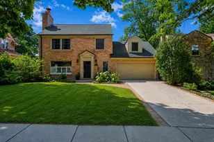 7515 Oakhill Ave, Wauwatosa, WI 53213 - Photo 1