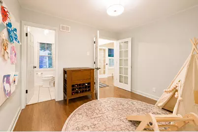 7515  Oakhill Ave, Wauwatosa, WI 53213 - Photo 22