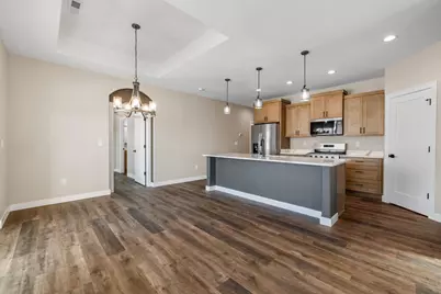 1810  Horseshoe Ln #424-1, Slinger, WI 53086 - Photo 10
