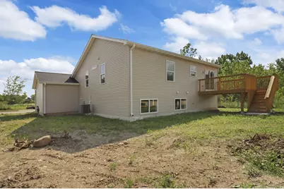 333  Parker Dr, Genoa City, WI 53128 - Photo 12