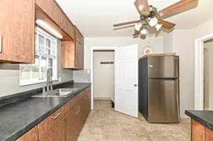 3022 21st St, Racine, WI 53403 - Photo 12