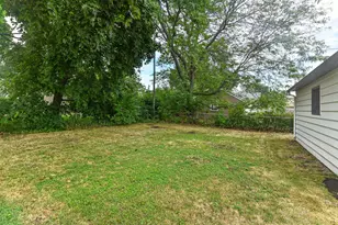 3022 21st St, Racine, WI 53403 - Photo 30