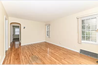 3022  21st St, Racine, WI 53403 - Photo 6