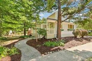 524 E Jefferson St, Oconomowoc, WI 53066 - Photo 2